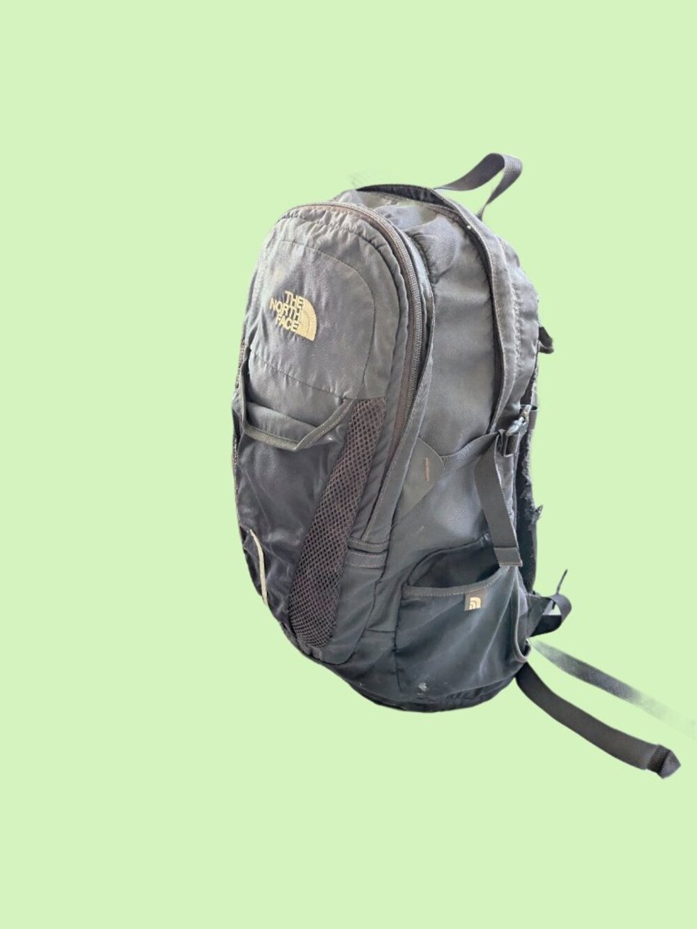 Used The North Face RECON Backpack Black - Picture 3 of 14